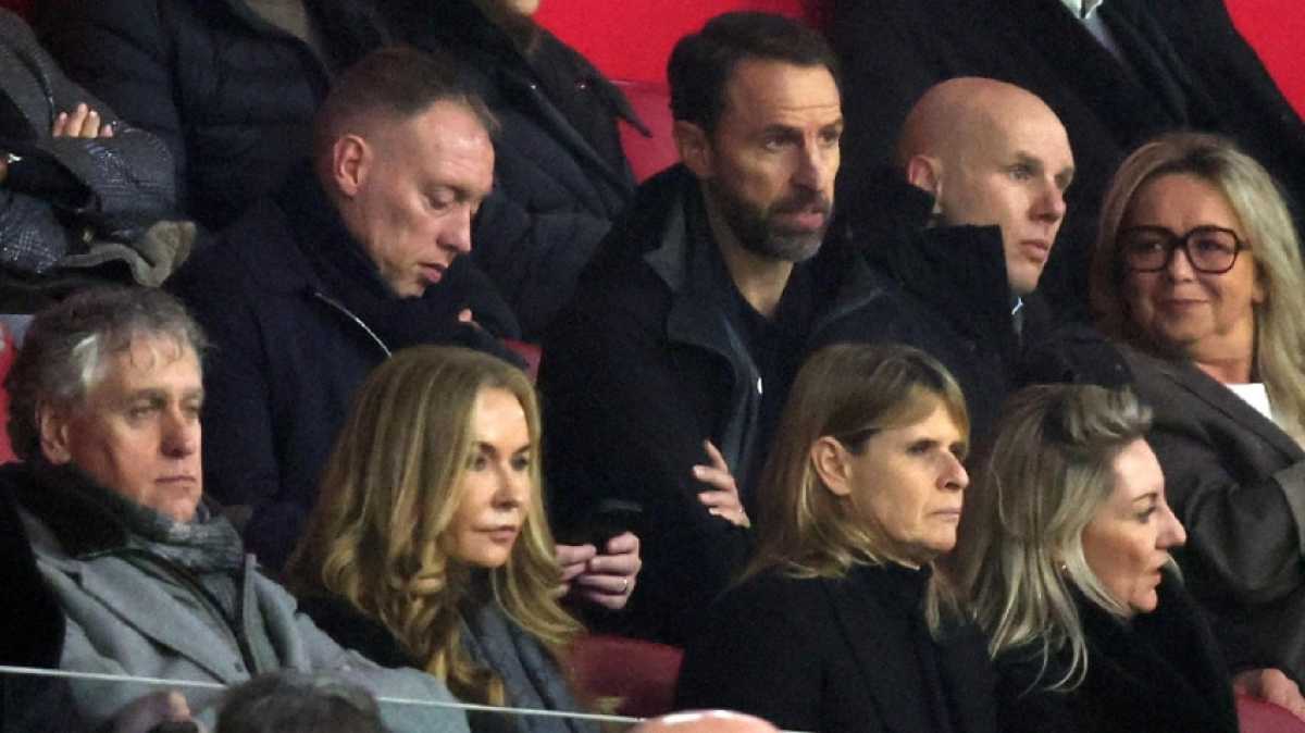 Gareth Southgate Watches As Jordan Henderson Makes Special Ajax Debut