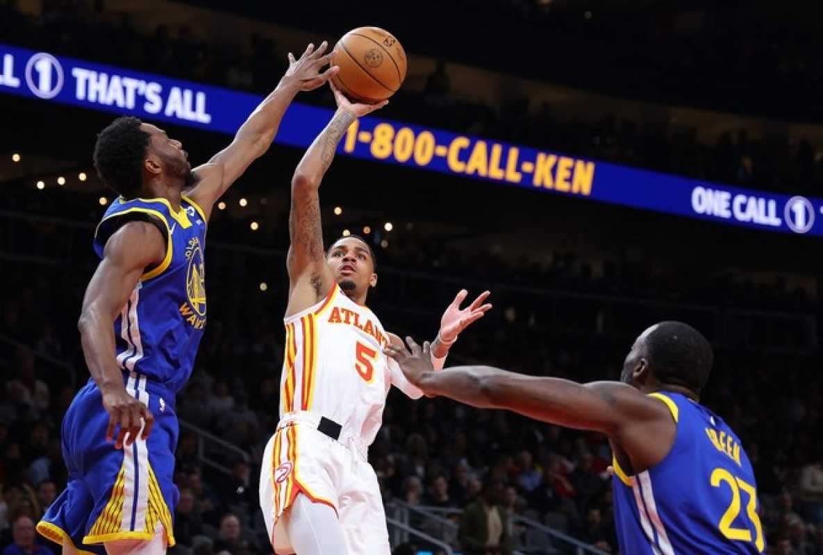 Hawks Edge Warriors In Overtime Thriller; Curry's 60 Points Not Enough