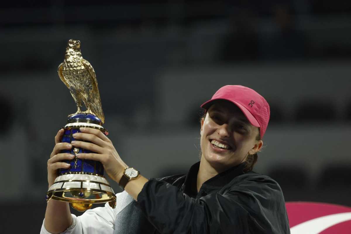 Iga Swiatek Clinches Third Consecutive Title In Doha, Defeating Elena Rybakina