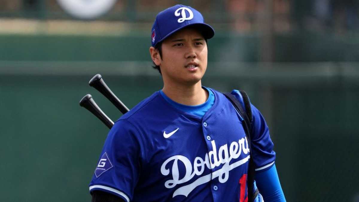 Japanese Baseball Star Shohei Ohtani Surprises Fans With Marriage Announcement