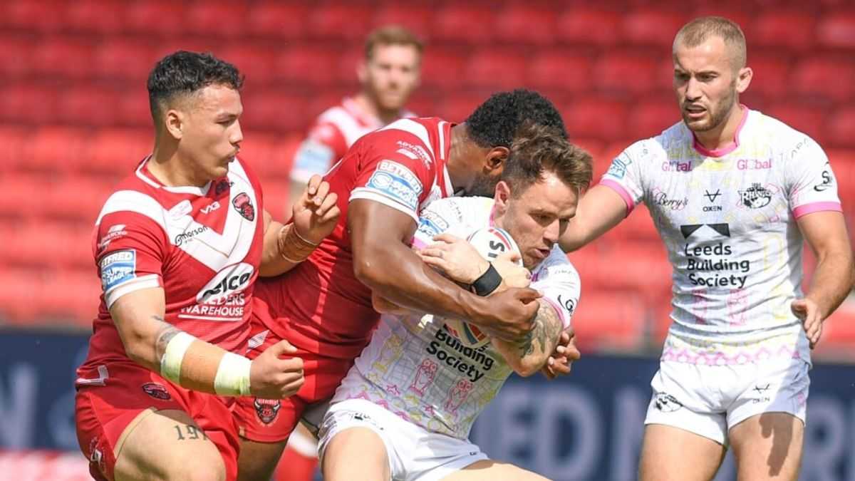 Leeds Rhinos Clinch Victory Over Salford Red Devils In Thrilling Super League Opener