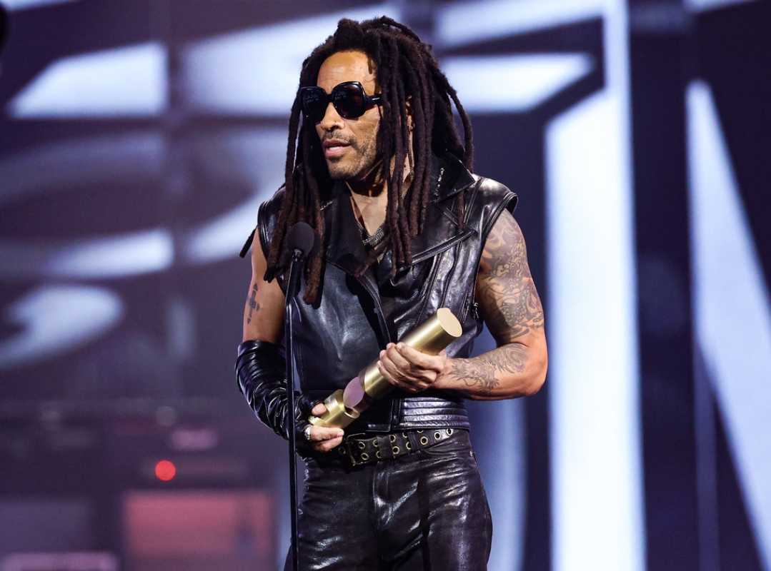 Lenny Kravitz Honored As Music Icon At 2024 People's Choice Awards