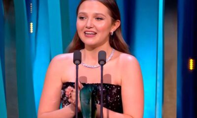 Mia Mckenna Bruce Wins Ee Rising Star Award For 'how To Have Sex'