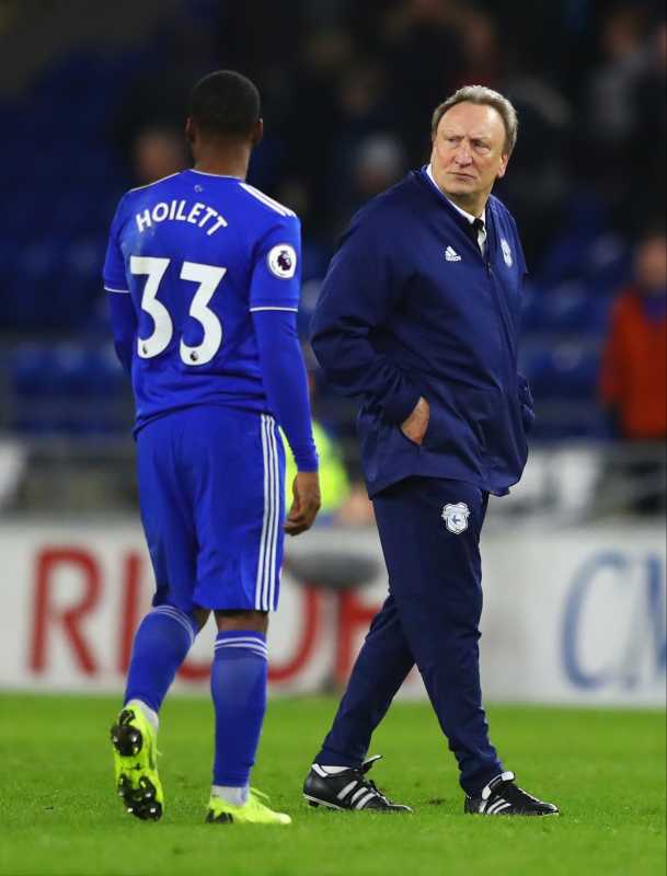 Neil Warnock Reunites With Junior Hoilett As Aberdeen Make First Signing Of The Season