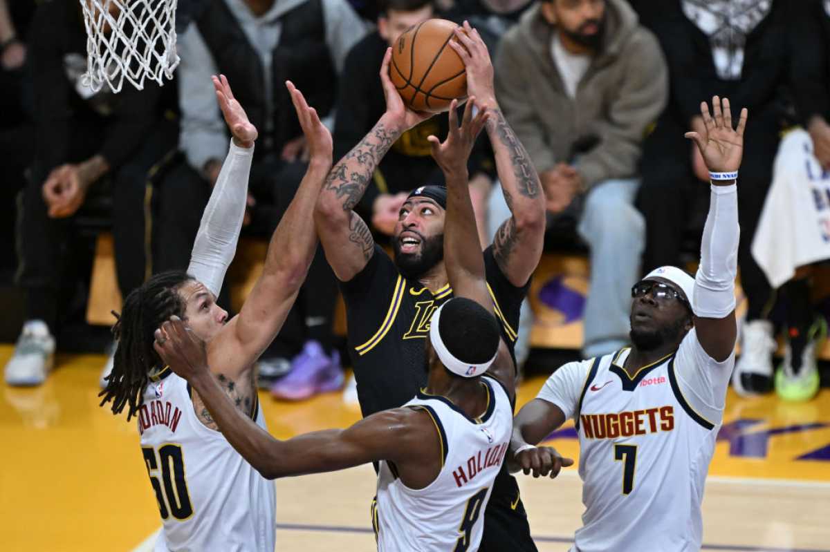 Nuggets Stand Pat At Nba Trade Deadline, Beat Lakers 114 106