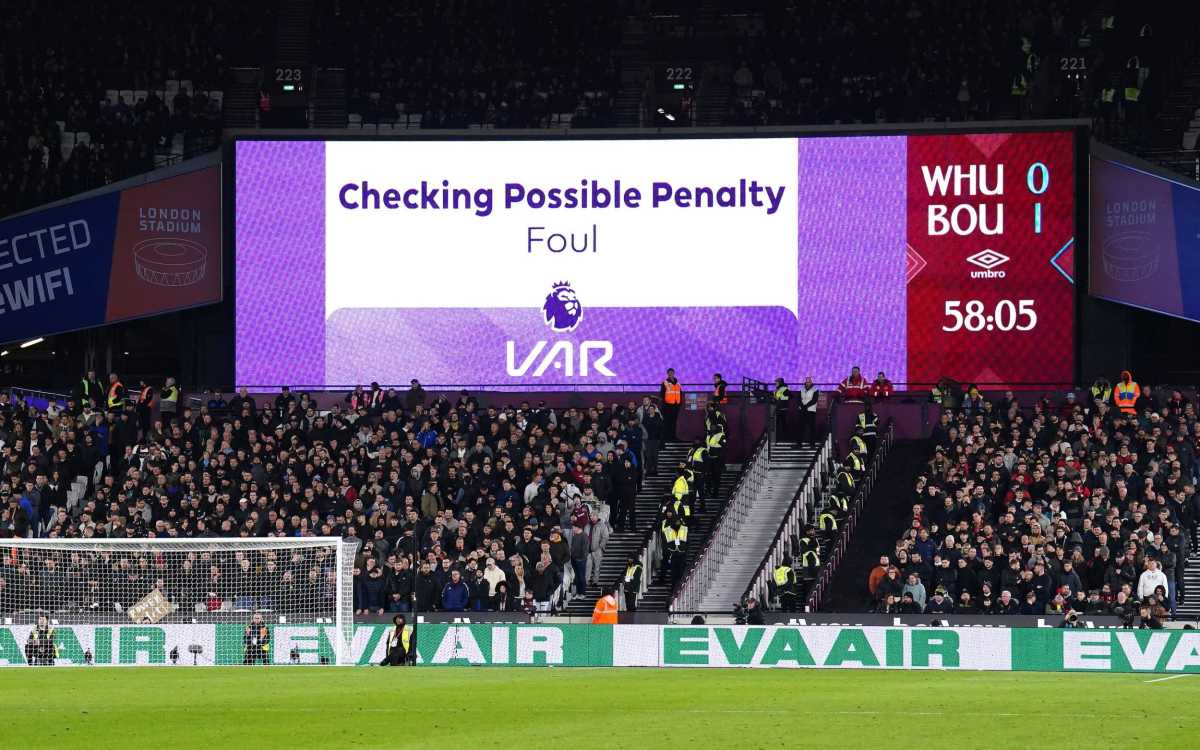 Premier League Chief Calls For Faster Var Reviews