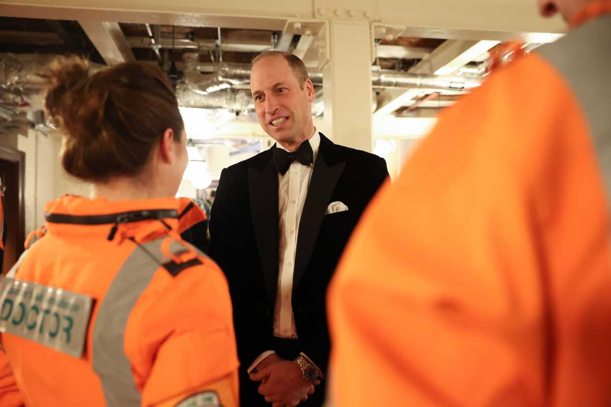 Prince William Jokingly References Tom Cruise At Gala Dinner