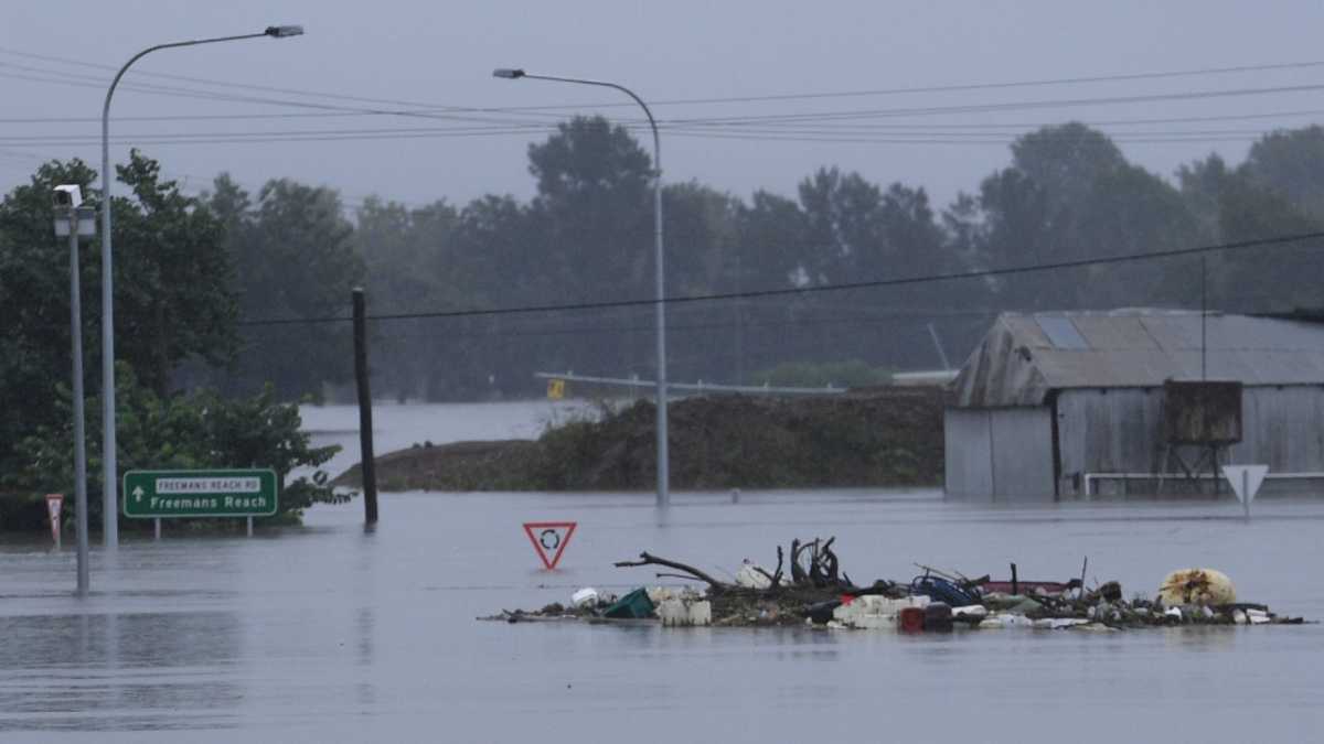 Severe Weather Causes Widespread Power Outages In Ausnet's Service Areas