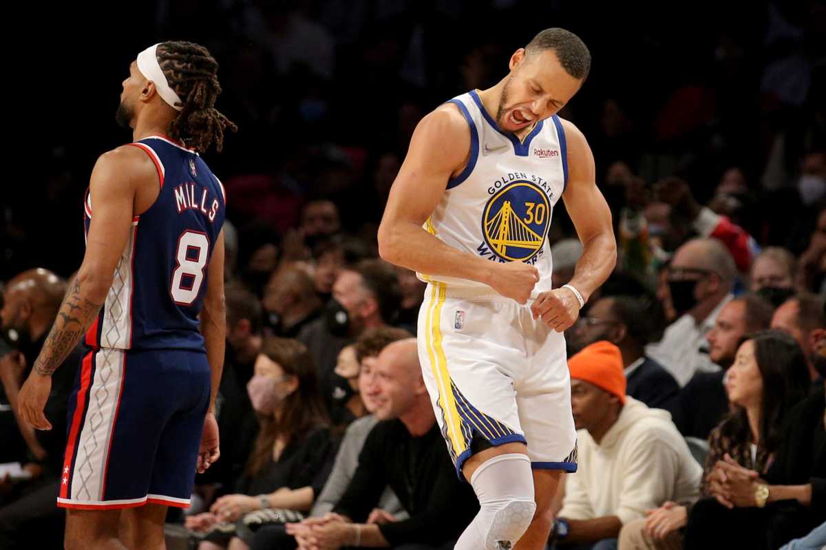 Stephen Curry's Masterpiece Leads Warriors To Victory Over Pacers