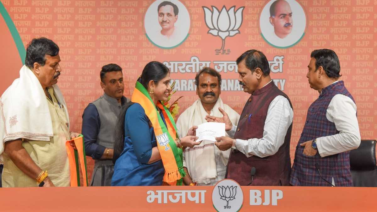 Three Time Tamil Nadu Congress Mla Joins Bjp Ahead Of Lok Sabha Polls