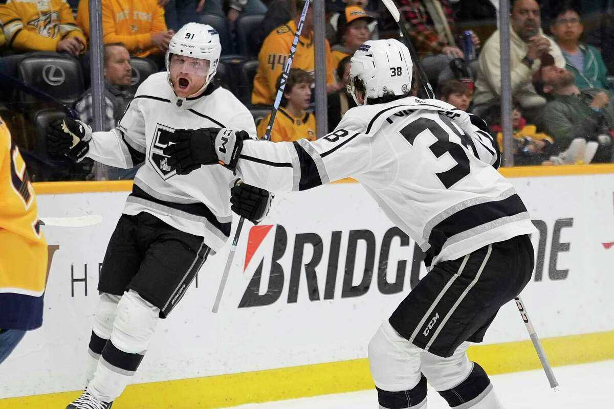 Turcotte Scores First Nhl Goal As Kings Defeat Predators