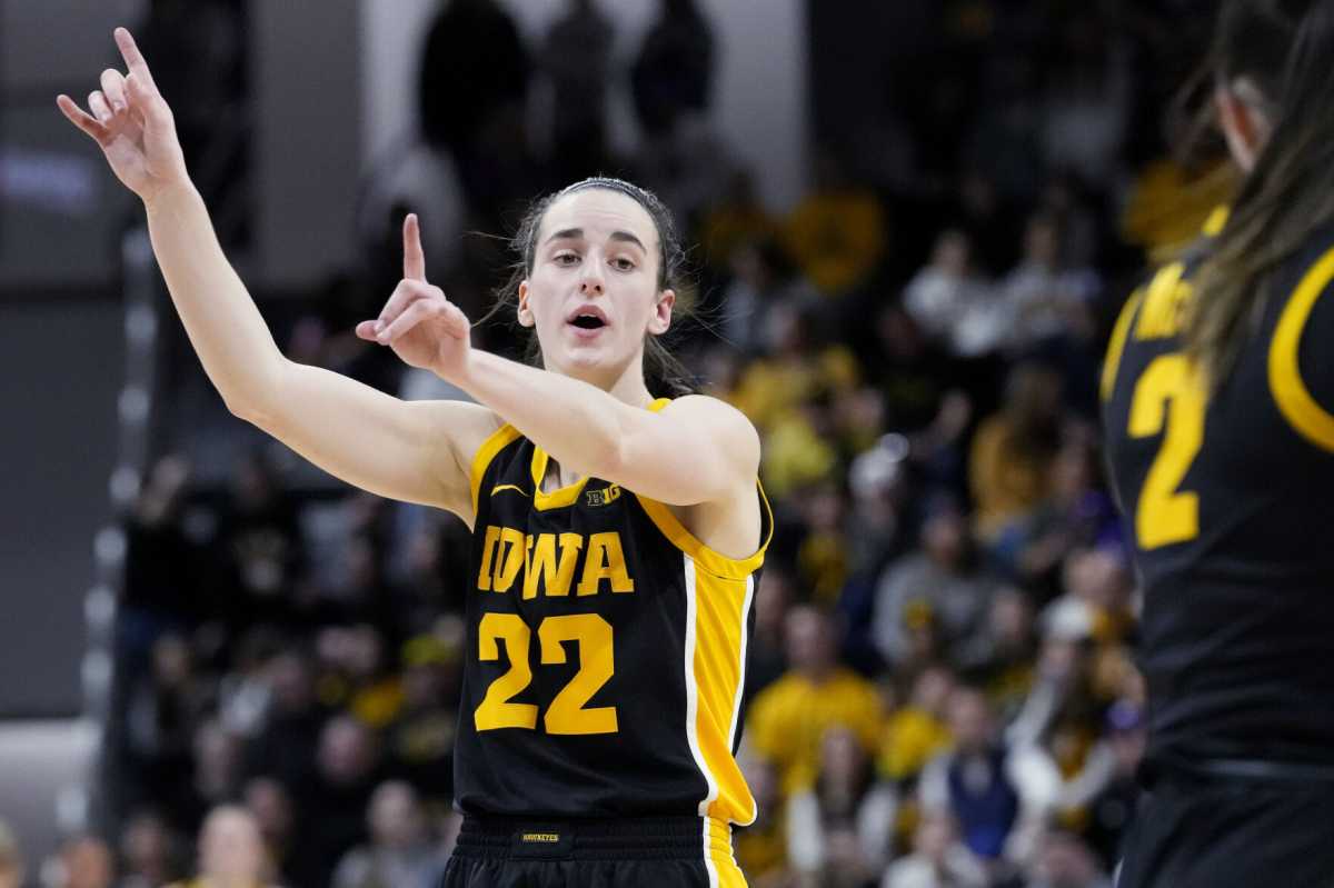 University Of Iowa's Caitlin Clark Sparks Frenzy As She Nears Ncaa Women's Basketball Scoring Record