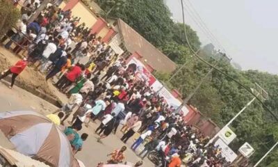 Violent Protest Erupts At Michael Okpara University Of Agriculture As Students Demand Tuition Fee Reduction