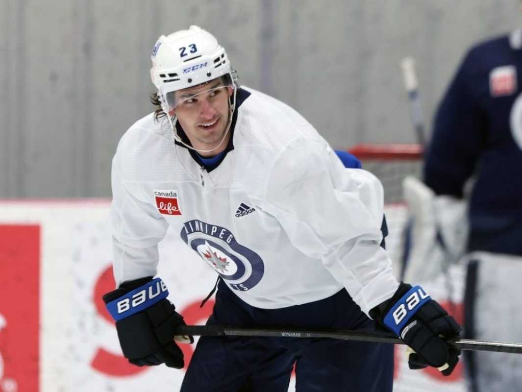 Winnipeg Jets Coach Focused On Developing Second Line Chemistry