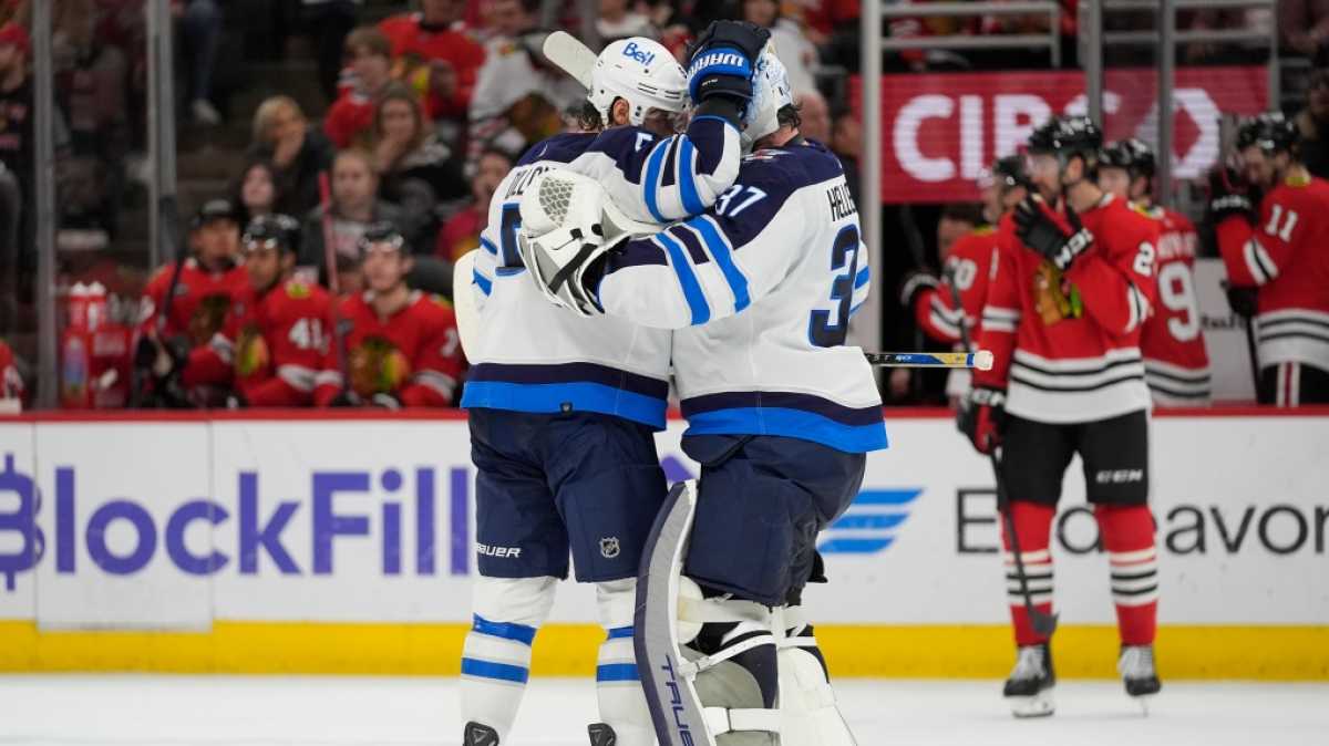 Winnipeg Jets Steal Overtime Win Against Chicago Blackhawks