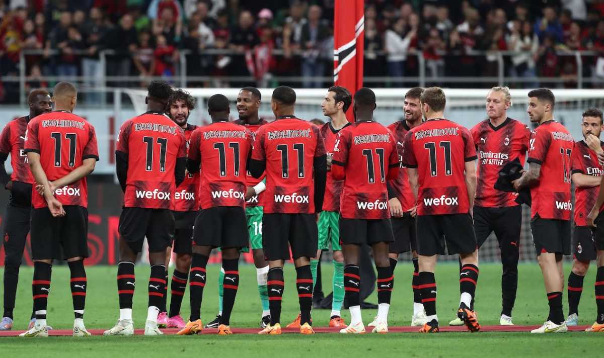 Ac Milan Shake Up Starting Line Up Against Revitalised Verona