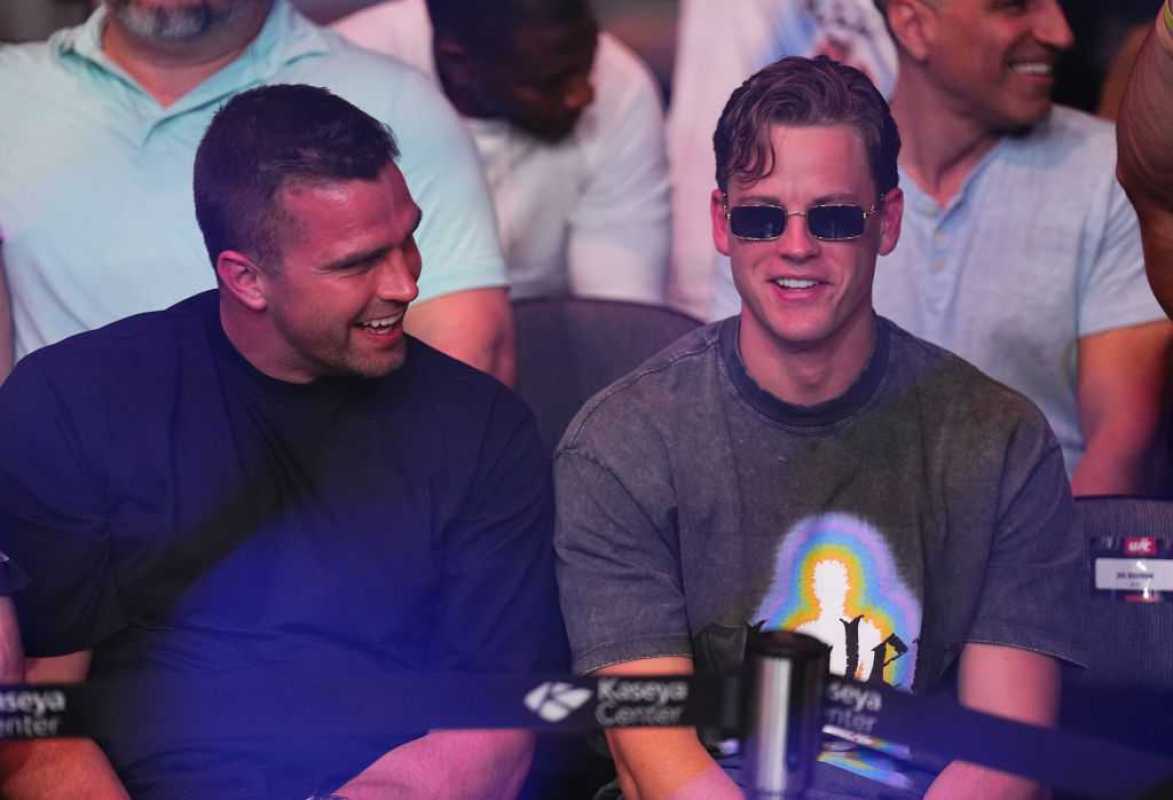 Bengals Joe Burrow And Sam Hubbard Attend Ufc 299 In Miami