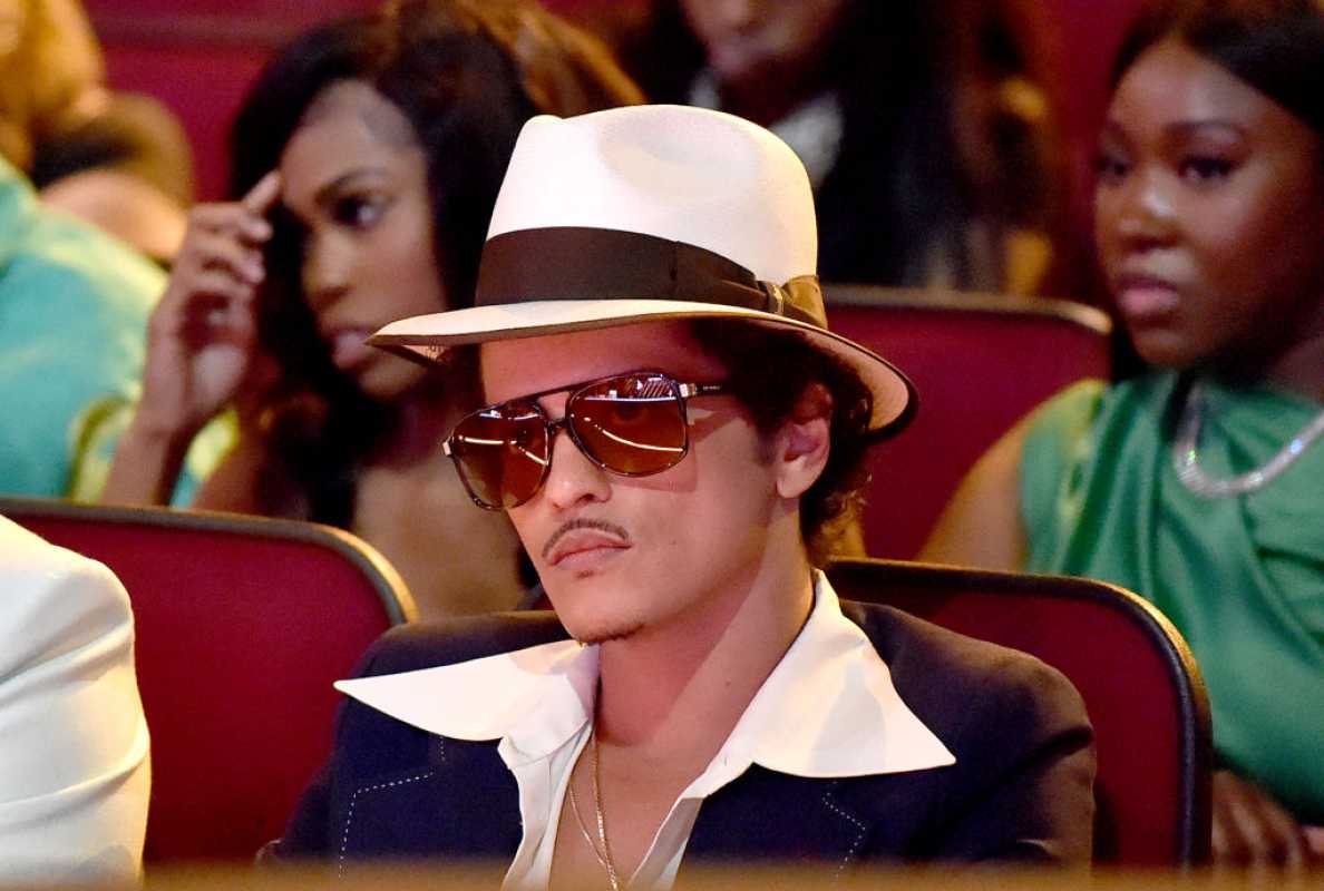 Bruno Mars Reportedly Faces Massive Gambling Debt With Mgm Resorts In Las Vegas