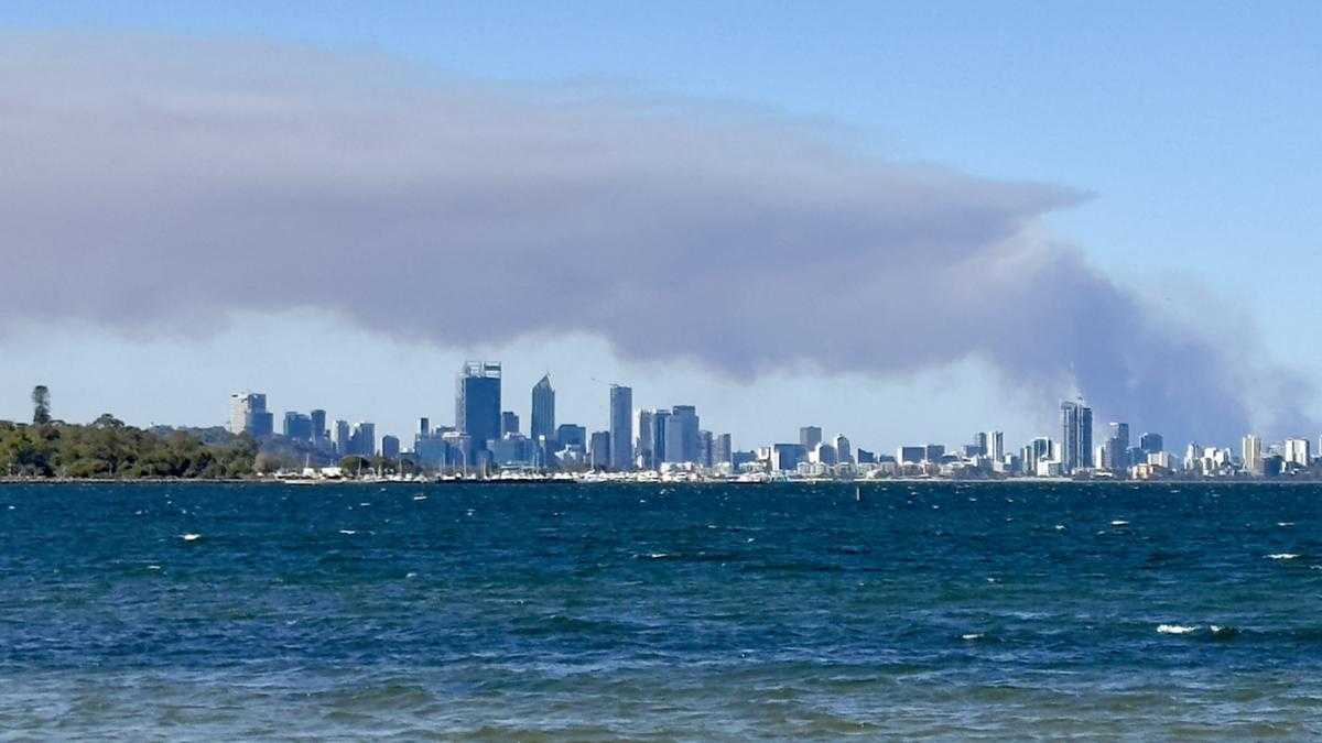 Bushfire Emergency Threatens Homes In City Of Swan, Residents Urged To Evacuate