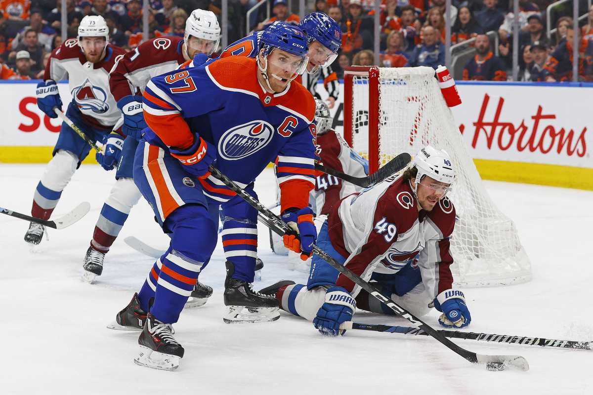 Colorado Avalanche Extends Win Streak With Overtime Victory Against Edmonton Oilers