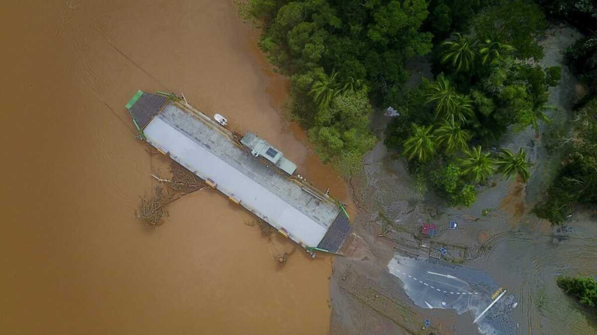 Crisis Looms Over Cape Tribulation As Landslide Cuts Off Tiny Tourist Town