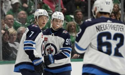 Dallas Stars Secure Victory Over Winnipeg Jets, Claim Top Spot In Central Division