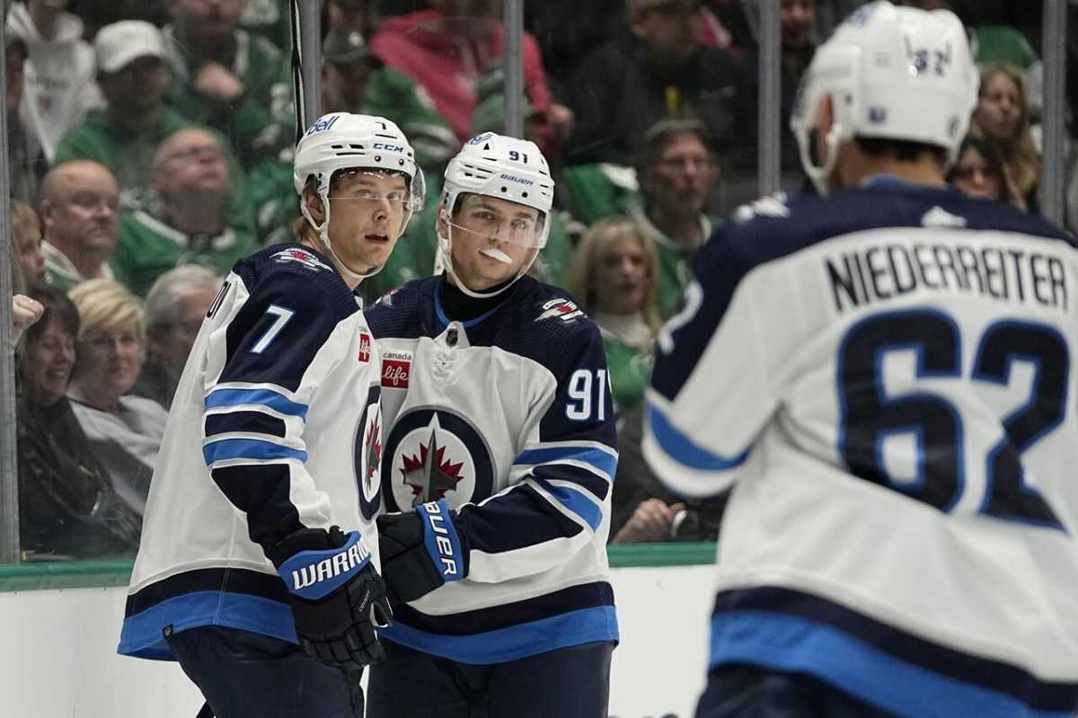 Dallas Stars Secure Victory Over Winnipeg Jets, Claim Top Spot In Central Division