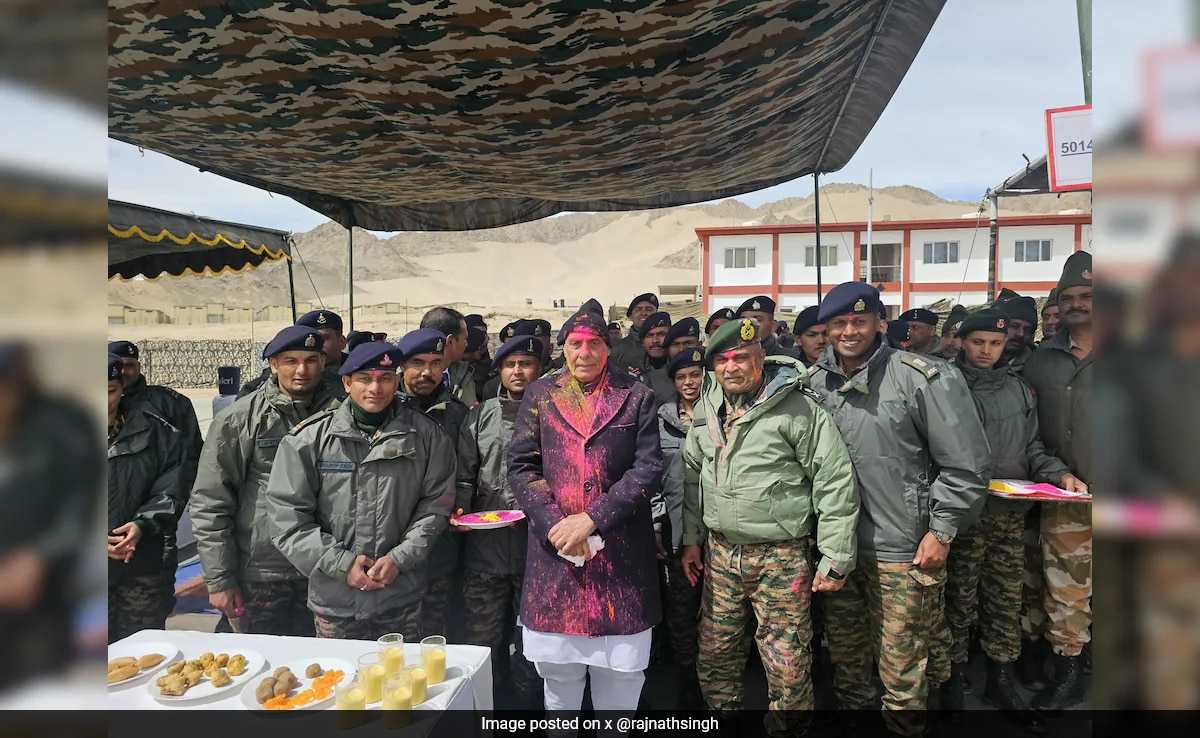 Defence Minister Rajnath Singh Celebrates Holi With Armed Forces In Leh