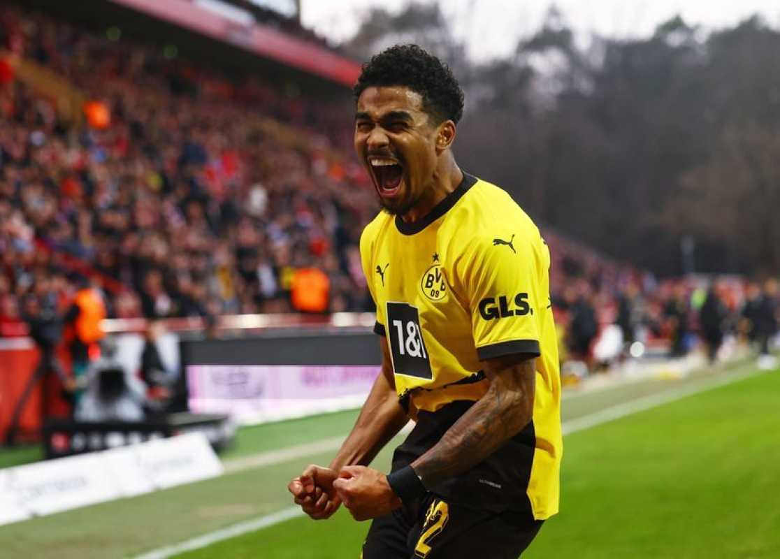 Dortmund's Maatsen Finds Freedom And Form In Germany