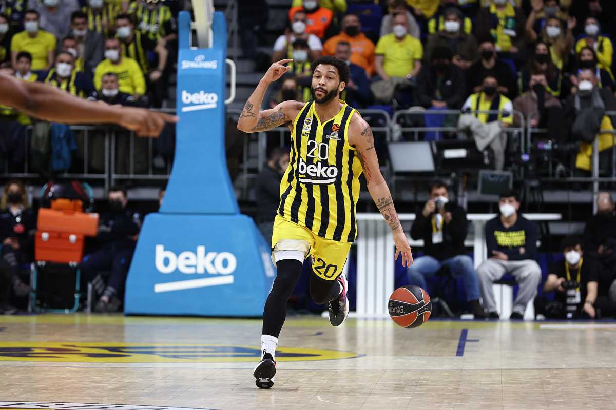 Fenerbahce Beko Istanbul Sets Euroleague Three Point Record In Dominant Victory