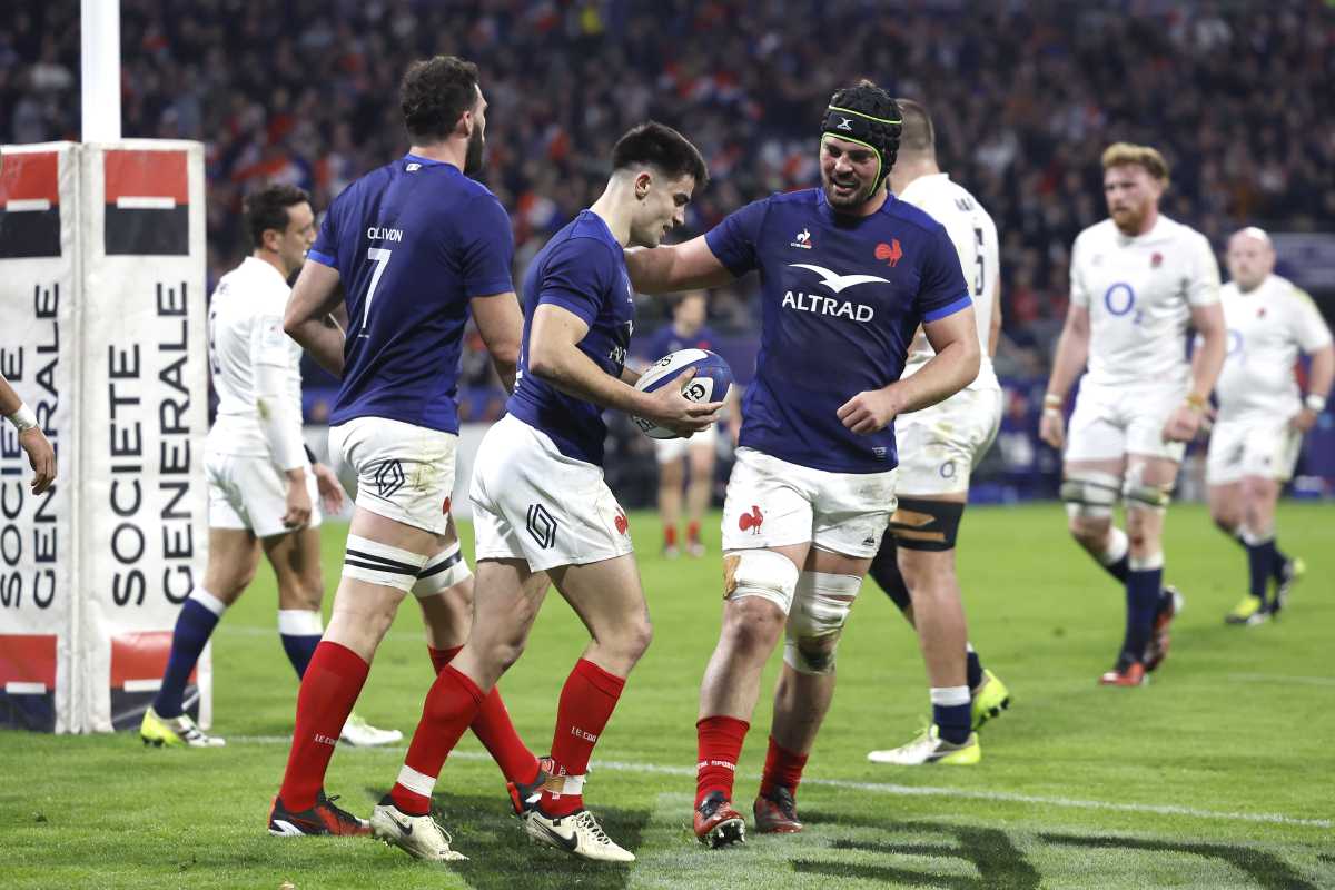 France Dominate England In Six Nations Showdown