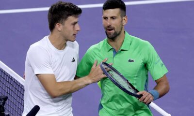 Italian Lucky Loser Upsets Djokovic At Bnp Paribas Open