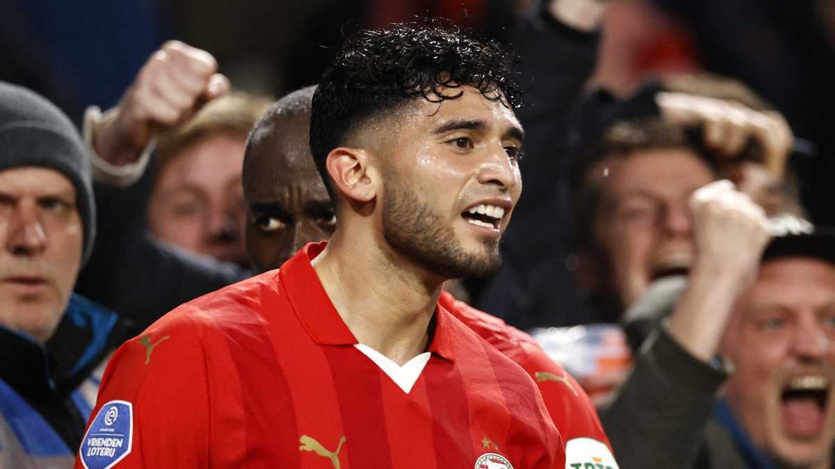 Late Pepi Winner Secures Crucial Victory For Psv Over Twente