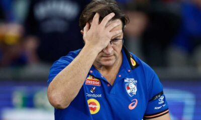 Luke Beveridge Under Fire As Fans Criticize Decisions In Bulldogs' Loss To Melbourne