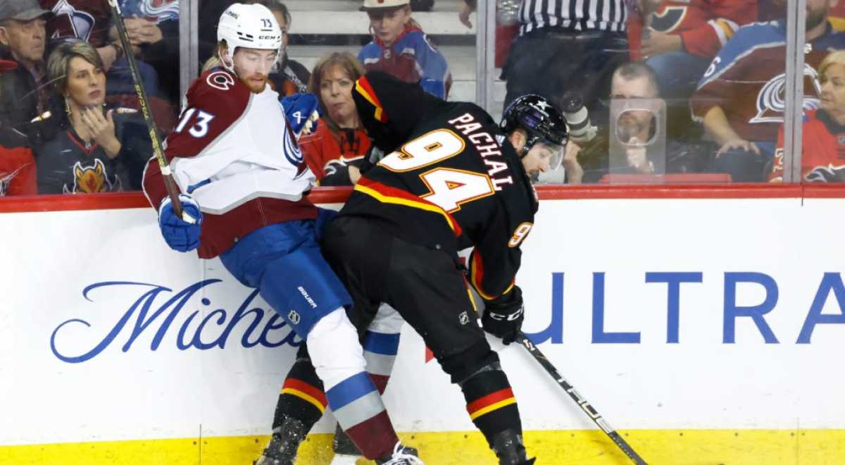 Mackinnon And Rantanen Shine As Avalanche Dominate Flames