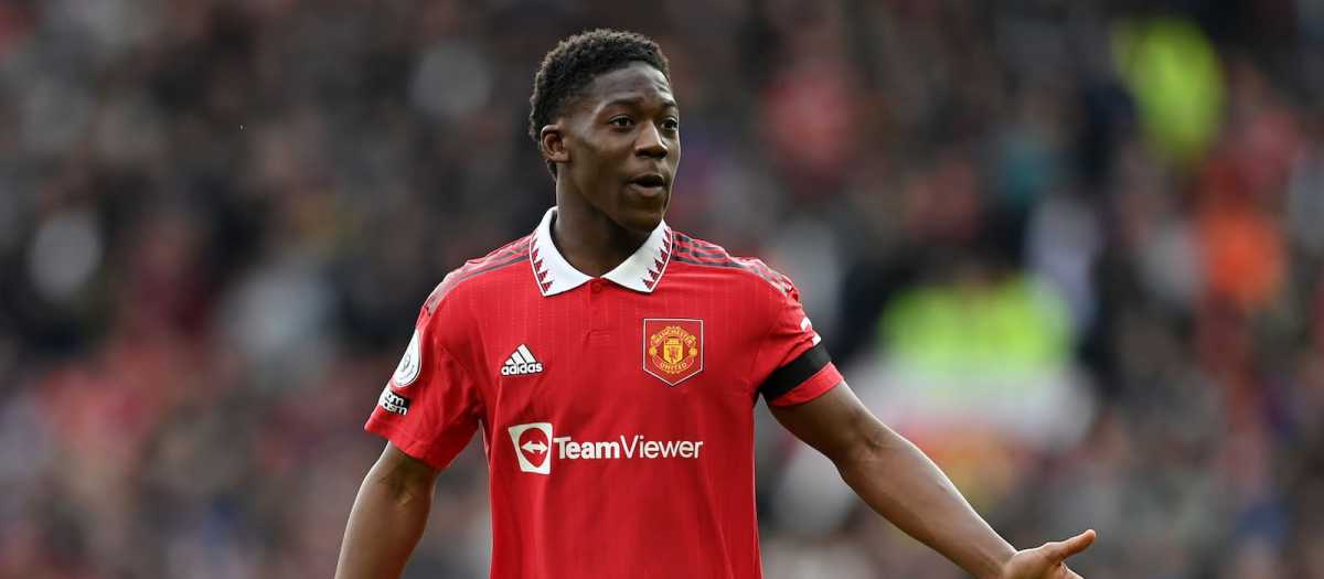 Manchester United's Teen Sensation Mainoo Impresses Ten Hag In Breakthrough Season