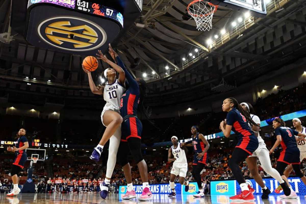 March Madness Begins With Exciting Matchups Across Ncaa Women's Tournament