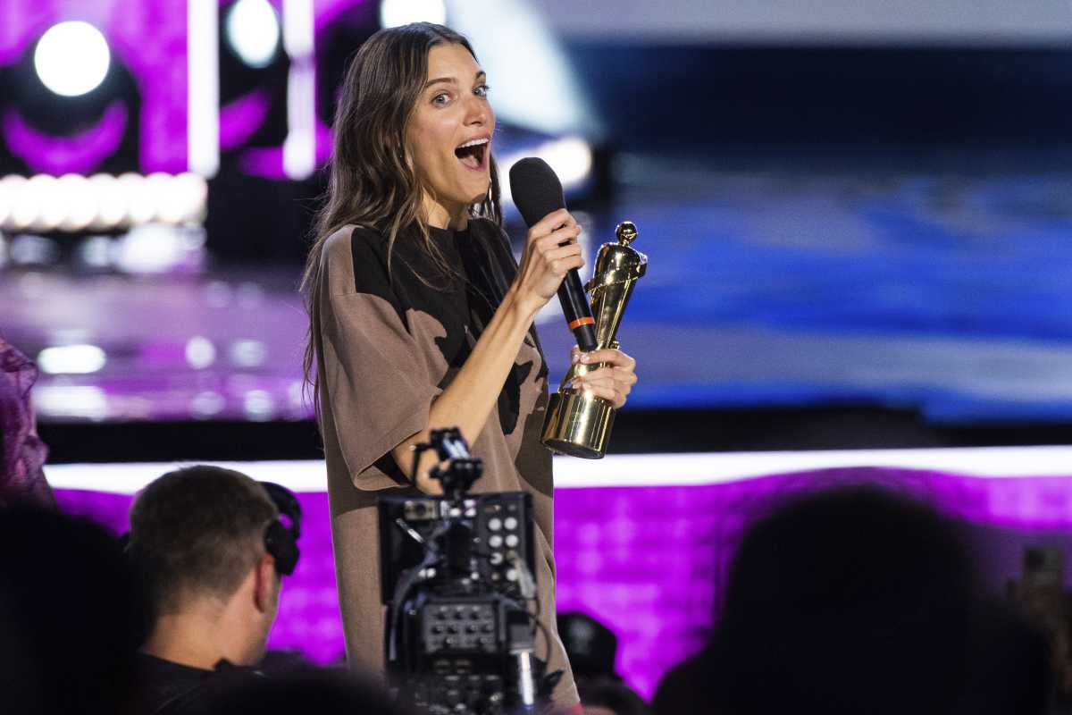 Montreal Pop Singer Charlotte Cardin Wins Big At The Juno Awards