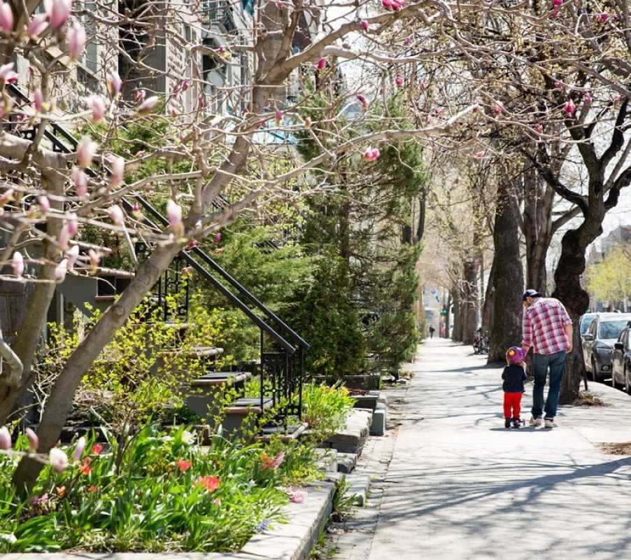 Montreal Prepares For Easter Long Weekend Celebrations