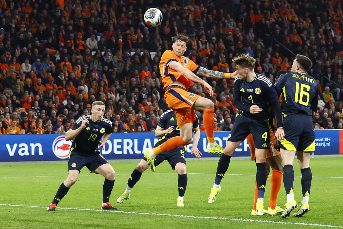 Netherlands Thrash Scotland 4 0 In International Friendly Match