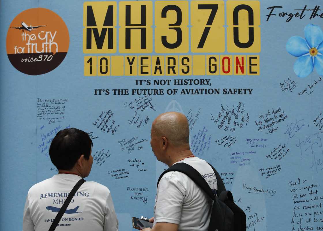 New Search Proposal For Malaysia Airlines Mh370 Sparks Hope For Answers