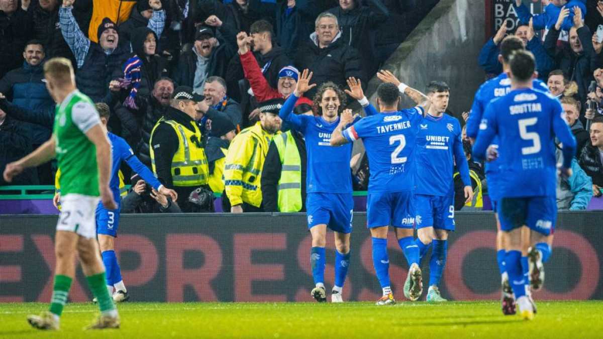 Rangers Progress To Scottish Cup Semi Finals After Victory Over Nine Man Hibernian