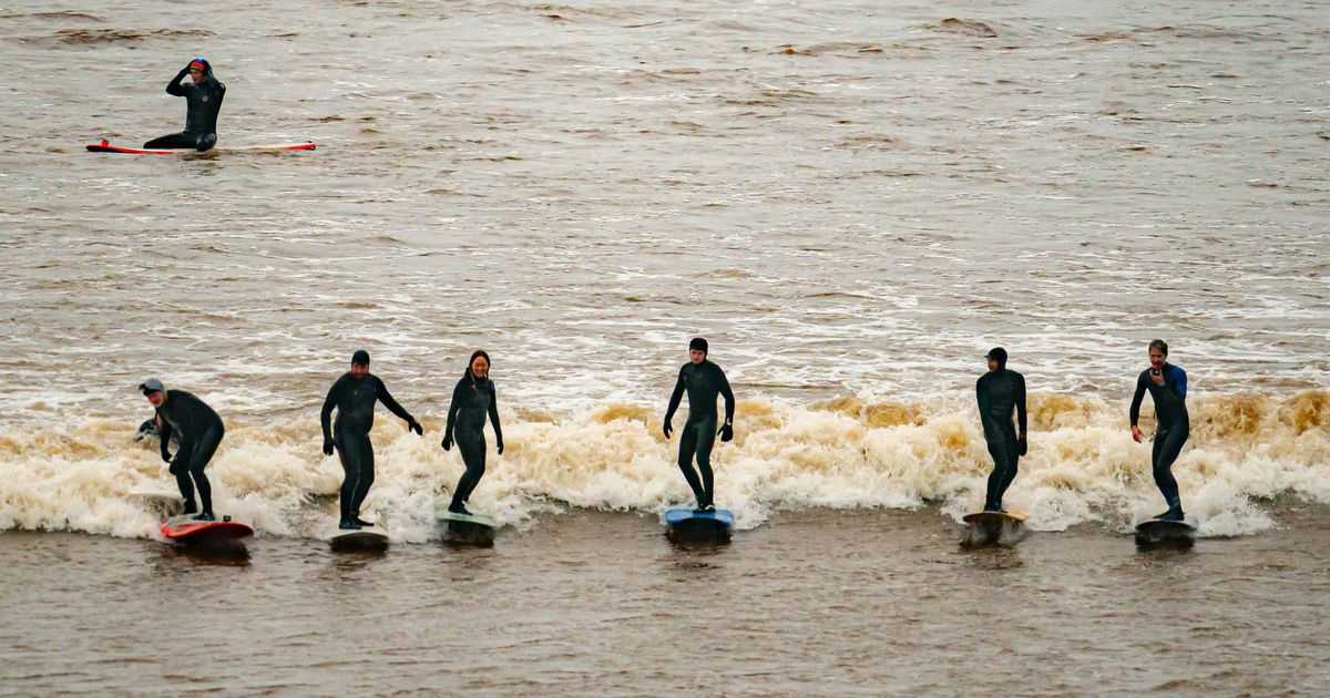 Record Breaking Five Star Severn Bore Thrills Spectators And Surfers