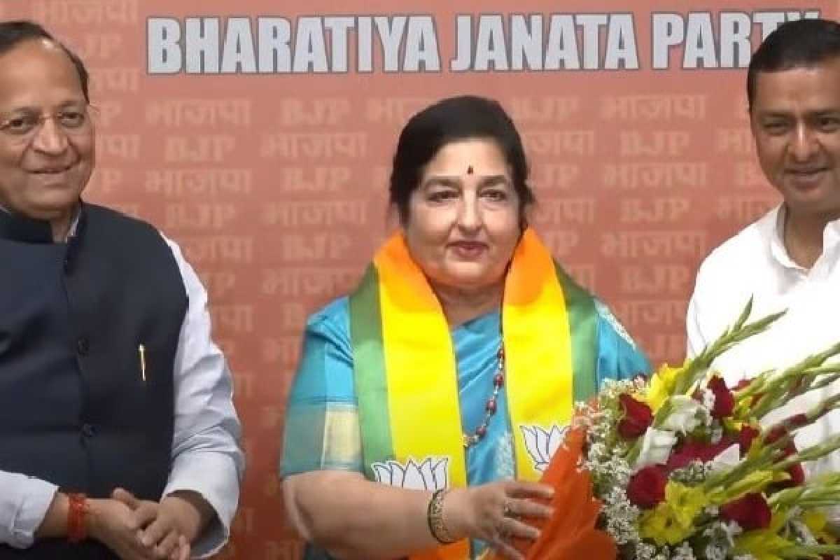 Renowned Bollywood Singer Anuradha Paudwal Joins Bjp In Delhi With Connection To Sanatan