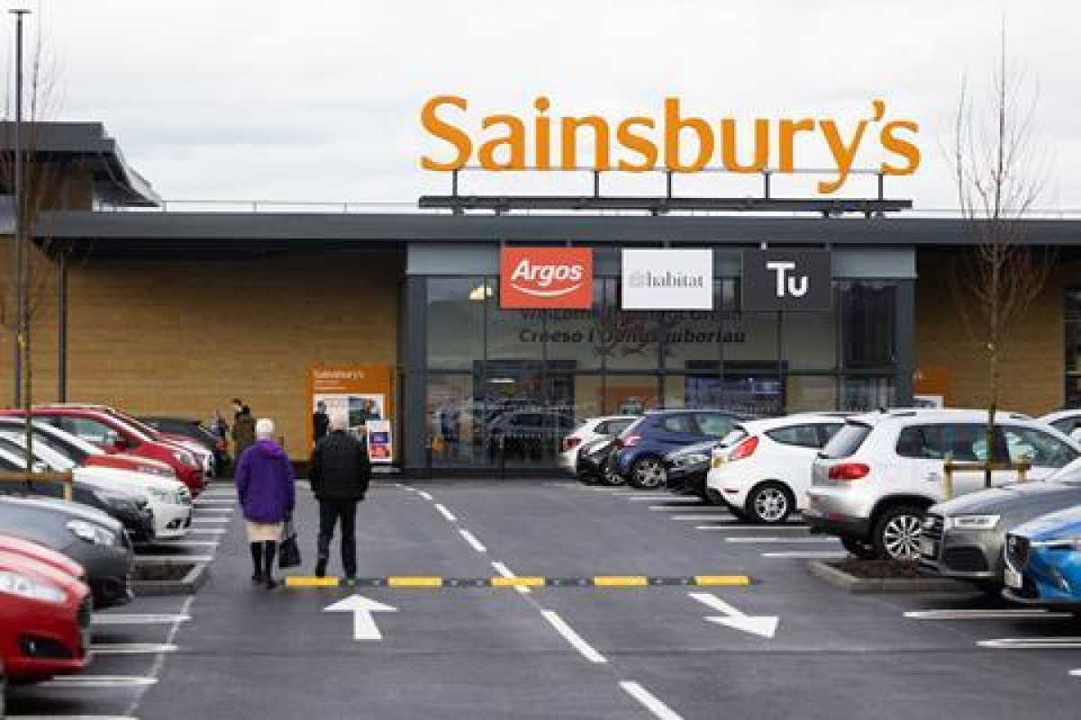 Sainsbury's Announces 1,500 Job Cuts As Part Of Save And Invest Strategy