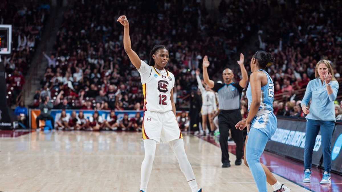 South Carolina Dominates North Carolina To Advance In Ncaa Women's Basketball Tournament