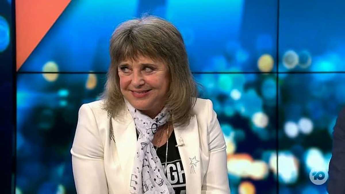 Suzi Quatro Blushes Over Edgy Questions On Australian Tv Show