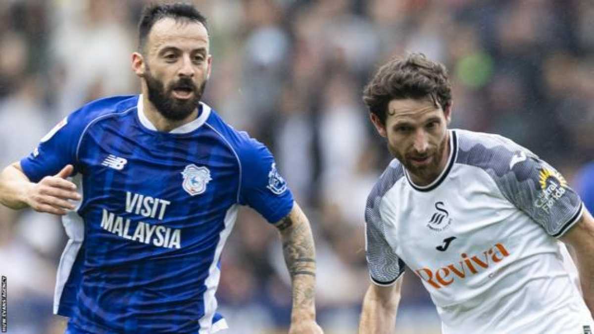 Swansea City Defeat Cardiff City 2 0 In South Wales Derby