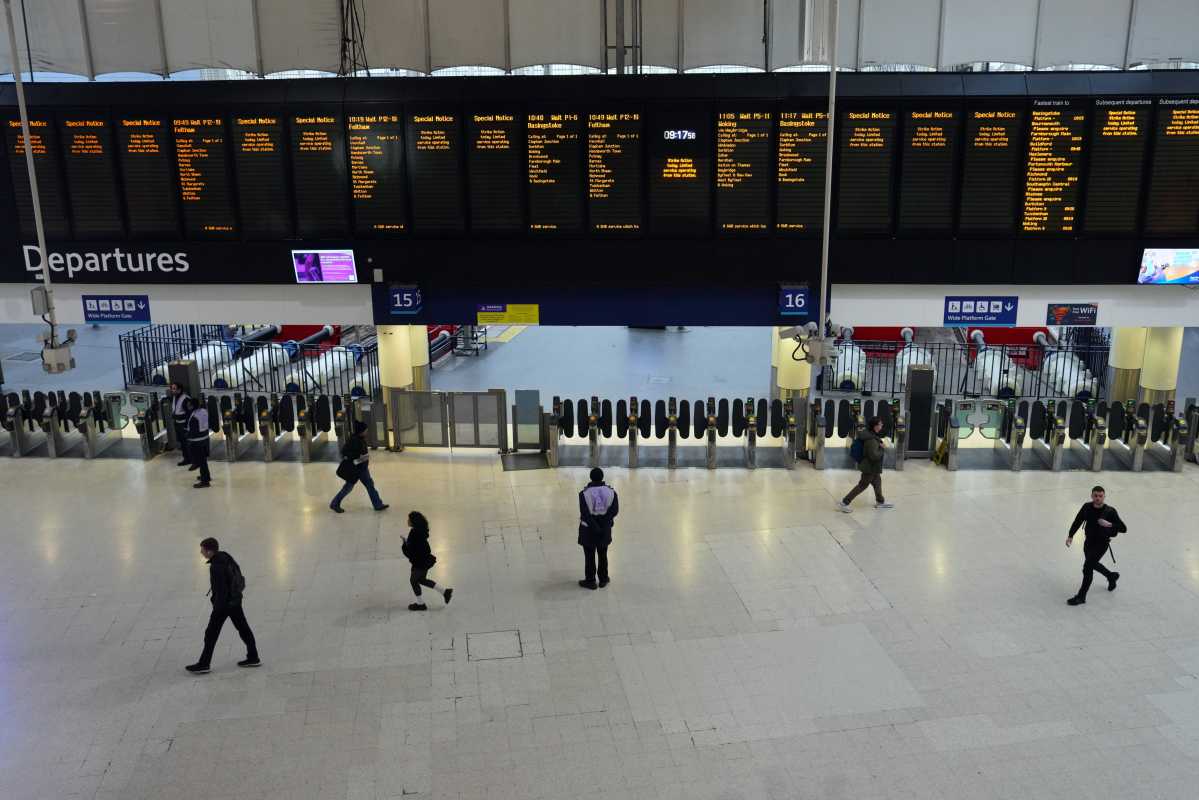 Train Drivers Set For April Strikes Over Pay Dispute