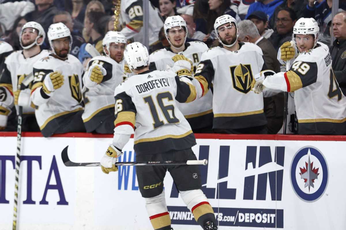 Vegas Golden Knights Secure 4 1 Victory Over Winnipeg Jets With Late Goals